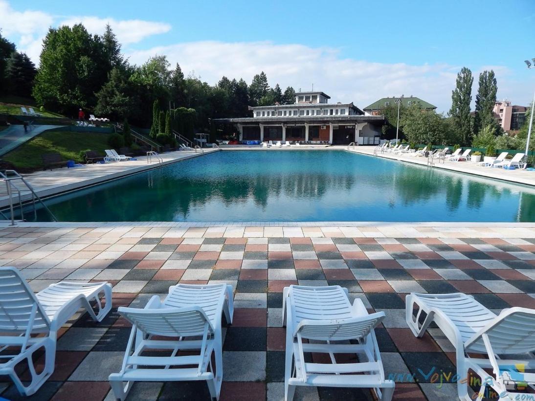 Apartman Vrdnicak Врднік Екстер'єр фото